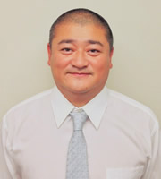 代表取締役社長 浅井 利行 